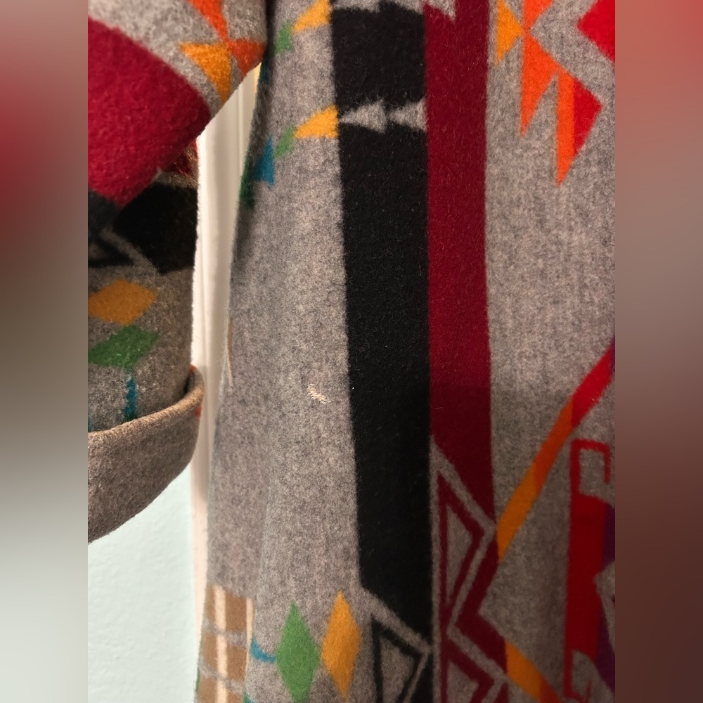 Silverado Gray Geometric Patterned Wool Coat - image 8